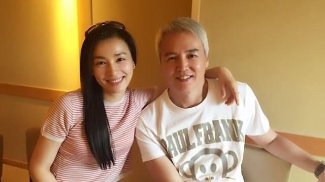 張庭夫婦近日被爆出現身機場。(圖/翻攝自張庭微博)